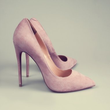 pembe kadın topuk ayakkabı