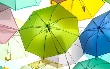 renkli şemsiyeler arka plan