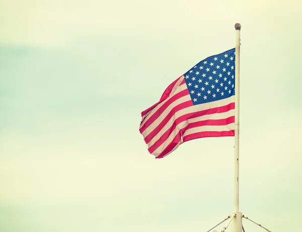 USA flagga på himlen — Stockfoto