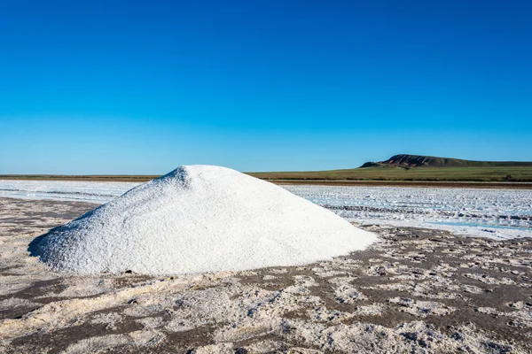 Горное соленое озеро Баскунчак . — стоковое фото