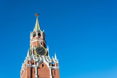 Moskova Kremlin 'in Spasskaya Kulesi.