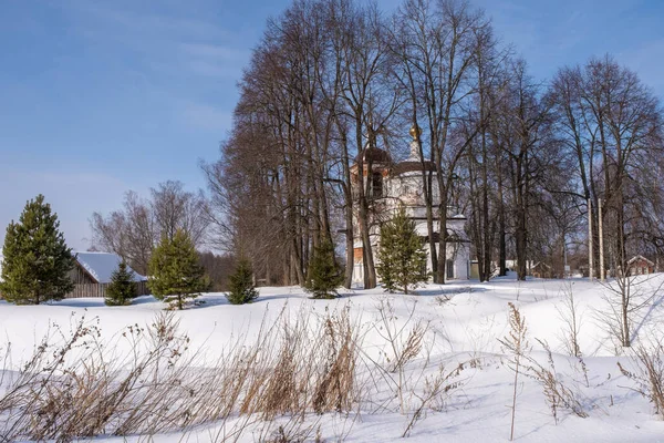 Iglesia San Jorge Pueblo Yuryevskoye Región Ivanovo Día Soleado Invierno — Foto de Stock