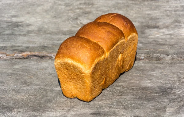 Pan de pan dorado . —  Fotos de Stock