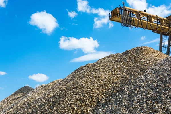 Mountain of rubble. — Stock Photo, Image