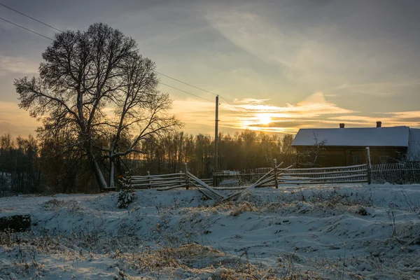 Inverno paisagem rural. — Fotografia de Stock