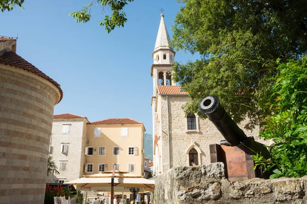 Leitartikel Budva Montenegro Juni 2021 Eine Kanone Auf Einem Platz — Stockfoto