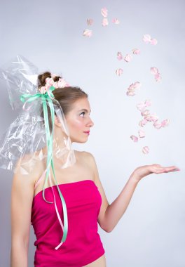 genç kadın atar bir şeker, lokum, makyaj tarzı güzellik fan