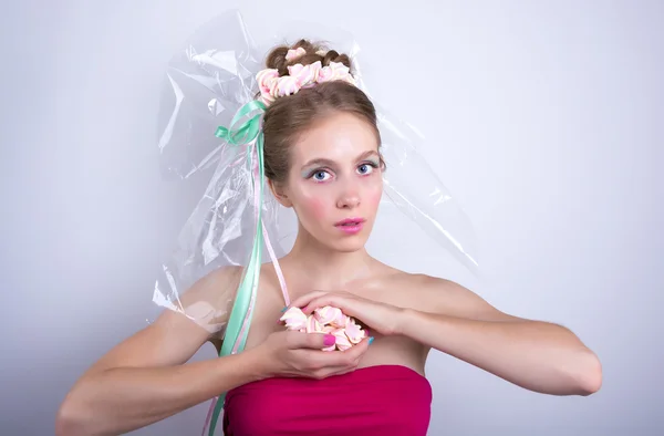 Young woman with marshmallow, makeup style beauty fantasy. — Stock Photo, Image