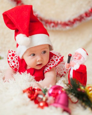 Küçük çocuk ve Noel Baba