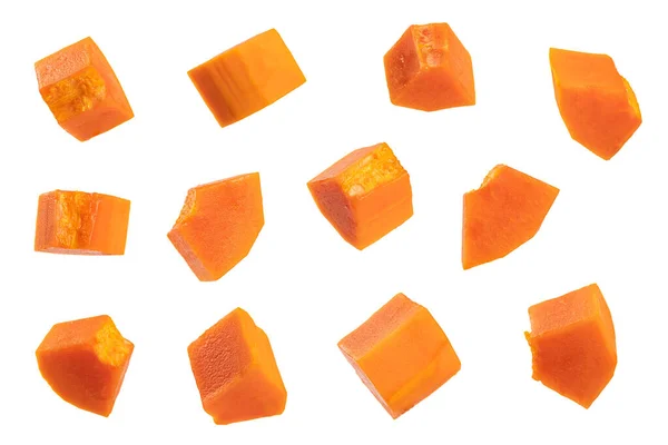 Dilimlenmiş papaya parçası beyaz arkaplanda izole edilmiş