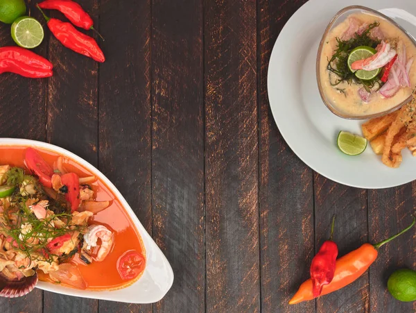 Peruanische Küche Genannt Leche Tigre Und Sudado Mariscos Meeresfrüchte Fischschweiß — Stockfoto