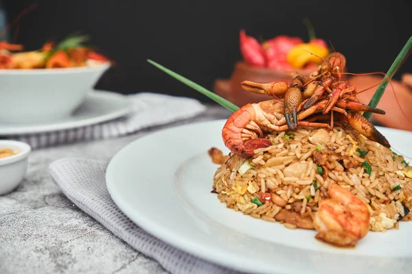 Comida Peruana Llamada Arroz Chaufa Con Mariscos Sopa Langostinos Chupe — Foto de Stock