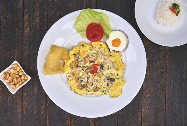 Peruvian Food Tortilla Mariscos Seafood Omelette Selective Focus — Stok Foto