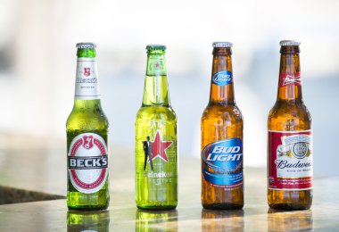 Popüler çeşitli bira şişe