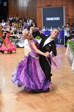 Yarışmada dans balo salonu dans çift