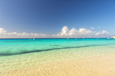 tekne ile deniz manzarası