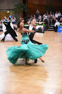 Yarışmada dans balo salonu dans çift