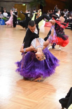 Yarışmada dans balo salonu dans çift