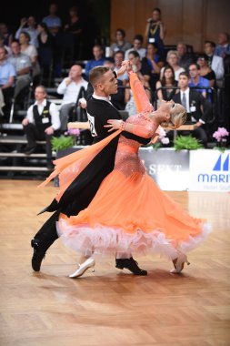 dans iki Grand Slam Standart sırasında bir dans poz sonra