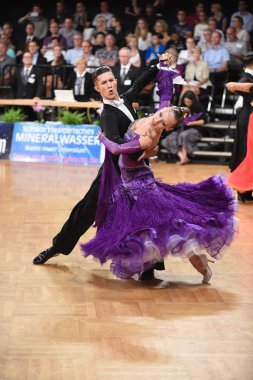 dans iki Grand Slam Standart sırasında bir dans poz sonra