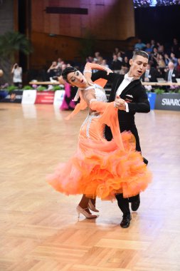 dans iki Grand Slam Standart sırasında bir dans poz sonra