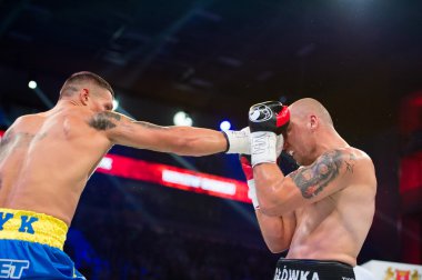 WBO Inter-Continental Cruserweight şampiyonu başlık için mücadele