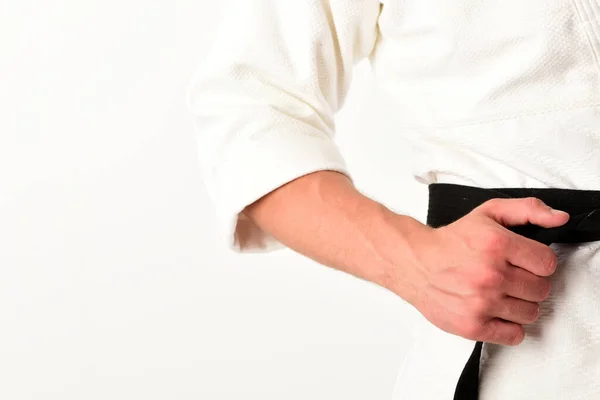 Torse masculin et bras sportifs sur fond blanc — Photo
