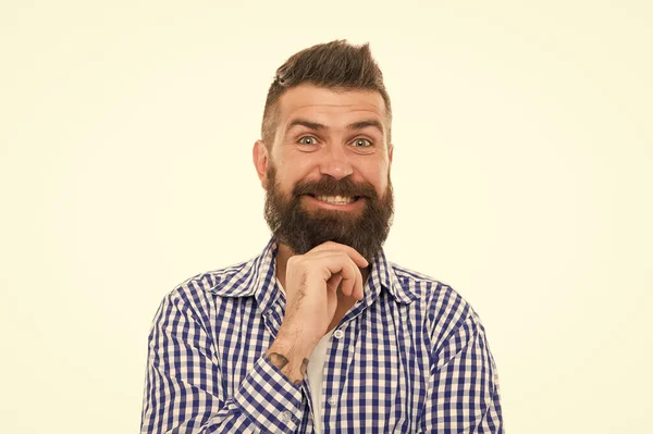 Saúde psicológica. Um tipo emotivo feliz. Intelecto emocional. Homem feliz no fundo branco. Homem barbudo a sorrir. Hipster com bigode e barba expressão facial feliz. Conceito de felicidade — Fotografia de Stock