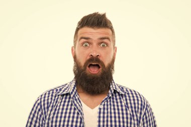 Hadi canım. Merak ediyorum. Yakışıklı, şaşırmış bir adam. Tüylü ve saç stili olan şaşırmış bir adam. Erkek güzeli. Berber kuaför salonu. Sakallı, şaşırmış adam. Duygusal bir ifade. Şaşırmış yüz.