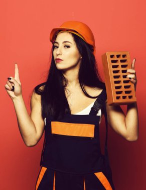 Çok tatlı seksi müteahhit kız.