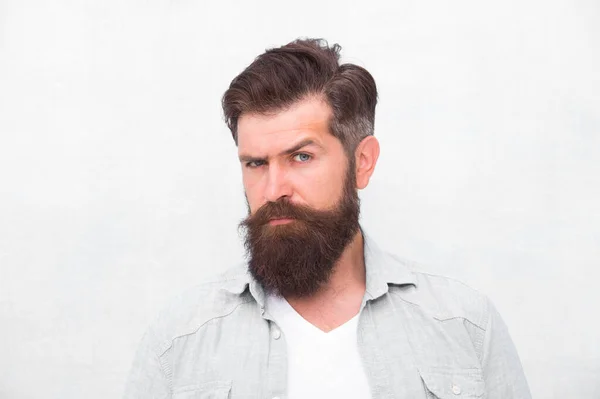 Got to shave. Male casual fashion style. Denim look. Mature hipster with beard. barber care. brutal hipster with mustache. emit confidence. barbershop professional. Bearded man seriously tuned — Stock Photo, Image