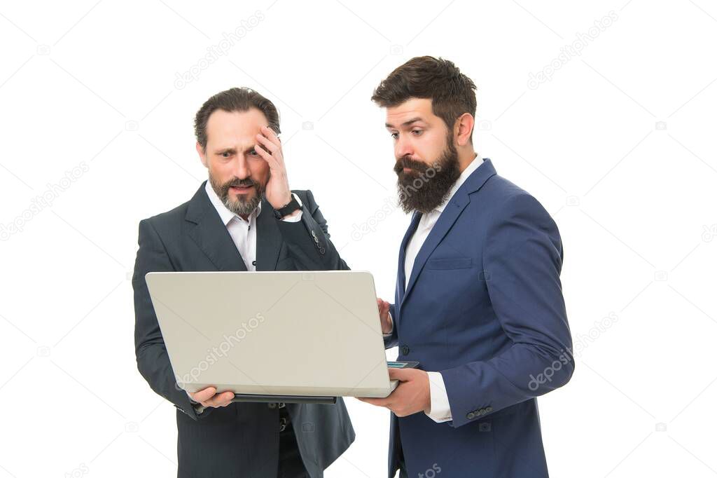Computer business is too competitive. Businessmen deal with computer problem. Specialists recover documents from computer. Computer users or technicians. New technology. Internet surfing