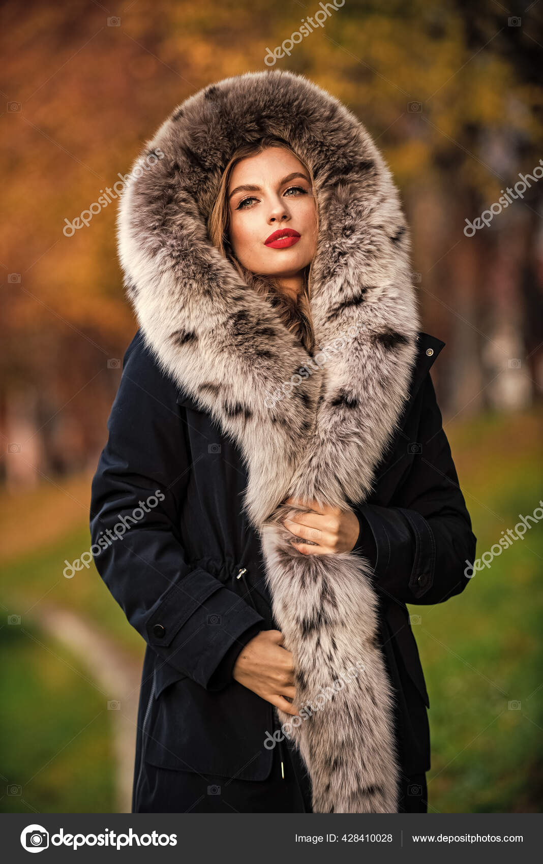 Pure female beauty. purchase real fur online. the winning formula. elegant  and exquisite lady wear fur.