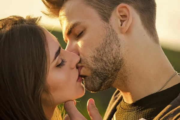 Lovely date. kissing couple portrait. delicate gorgeous kiss. man kiss woman. couple in love. I love you. Closeup mouths kissing. romantic relations. married couple kissing making love on honeymoon — Stock Photo, Image