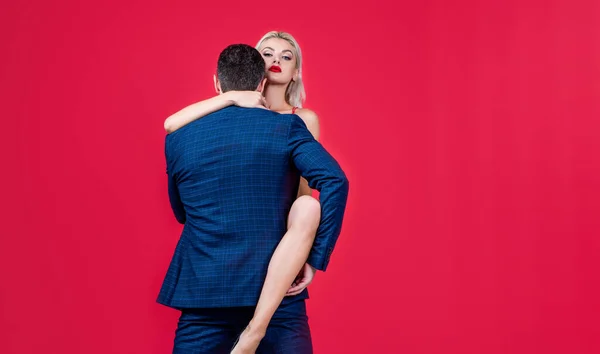 Coppia uomo e donna in amore data, passione — Foto Stock