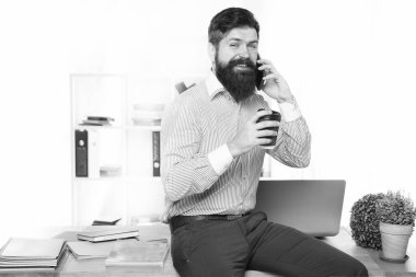 Patron ofisi. Adam başlangıç projesini başlattı. CEO konsepti. Ofis rutini. Ofis çalışanı resmi takımı. Proje yöneticisi. İş yapıyorum. İş danışmanlığı hizmetleri. Geliştirme işi. Kariyer yapmak