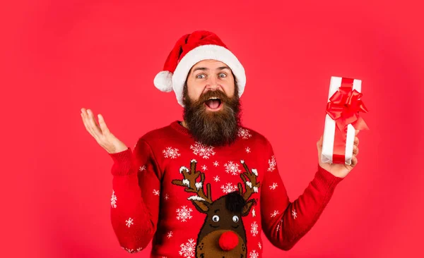 Spreading warmth. Open present. Christmas gift. Boxing day. Keep calm and winter on. Prosperity and wellbeing. Shopping concept. Santa Claus bearded man. Merry Christmas. Christmas surprise tradition — Stock Photo, Image