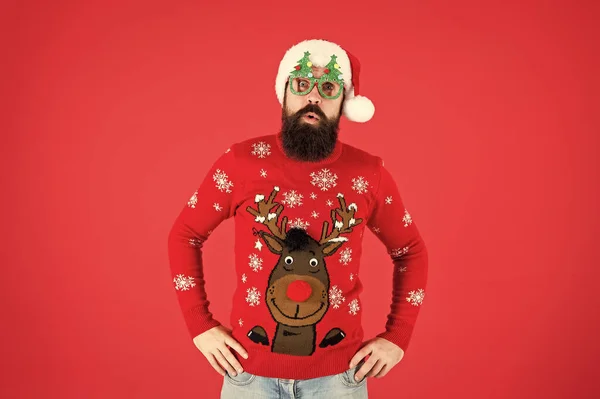 Surprise. bearded santa man party glasses. surprised santa ready to celebrate xmas. its time for christmas. man reindeer on knitted sweater. winter holiday. cold season clothes. happy new year — Stock Photo, Image