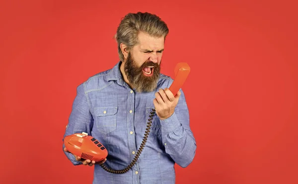 Cold Calling Scripts. Outdated technology. Manager phone dialog communication. Call me. Successful negotiations. Retro phone. Sales script. Answering machine. Bearded man phone conversation — Stock Photo, Image