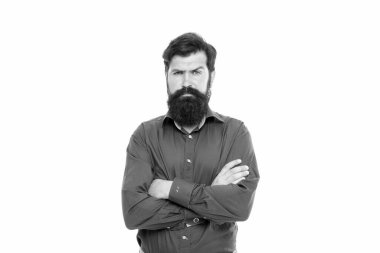 İyi göründüğüne şüphe yok. Kendine güvenen hippiler kollarını çapraz olarak beyazın üzerinde tutarlar. Sakallı adamın kendine güveni tam. Berber dükkanı. Kuaför salonu. Sıradan bir tarz. Moda. Erkek gardırobu