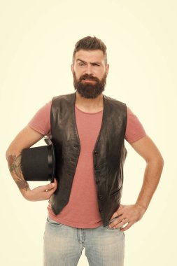 Sihirbaz hilesi performans konsepti. Biraz sihir görmeye hazırım. Sirk sihirbazlığı gösterisi. Bir dakika, bu bir sihir numarası. Sihirbaz sirk çalışanı. Sakallı adam sihirbaz. Sihirbaz karakteri