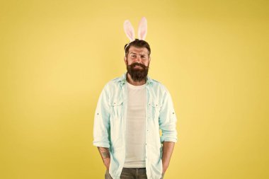 Çin Zodiac 'ı. Erkek tavşan kişilik özellikleri. Tavşan adamlar ılımlı, iyimser ve düşünceli insanlardır. Erkek tavşan kulağı. Burç burcu. Tavşanlar ve Tavşanlar Arasında Farklılık