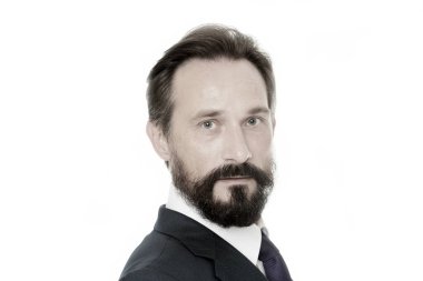 Kendine güvenen bir iş adamı. Resmi kıyafetli kendinden emin orta yaşlı adam kameraya bak. Sakallı adam. İşadamı nasıl yapılacağını biliyor. Şık ve yakışıklı. Kendine güvenen liderlik