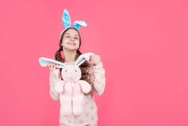 Bunny hunt. just having fun. ready for party. happy childhood. cheerful bunny kid play with toy — Stock Photo, Image