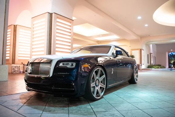 Palm Beach, Φλόριντα ΗΠΑ - 22 Μαρτίου 2021: Rolls Royce Phantom. γωνιακή προβολή. — Φωτογραφία Αρχείου