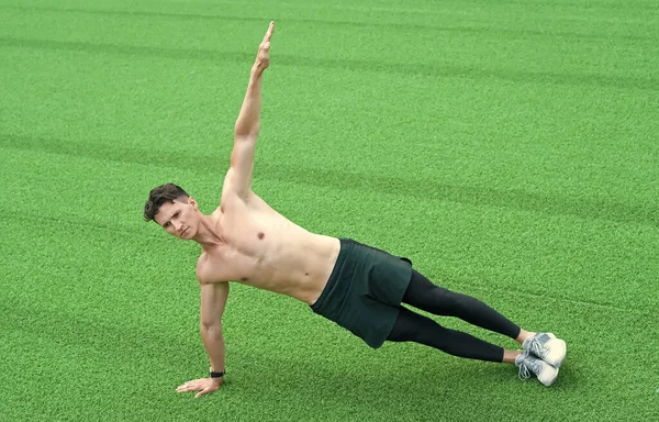 Animal flow fitness instructor sportsman exercising outdoors — Stock Photo, Image