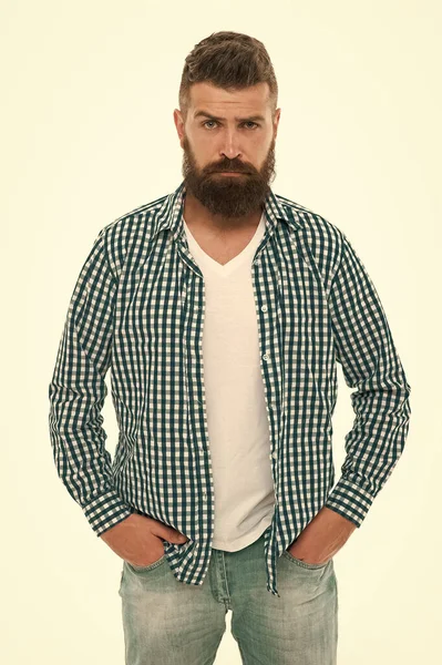 Guapo macho. tipo caucásico con barba y bigote aislado en blanco. hipster macho maduro — Foto de Stock