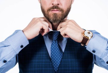 Harika bir tarzı var. Erkek bakımı ve tarzı. Erkek güzelliği ve moda.