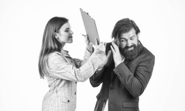 Riskli bir anlaşma. Ofis evrakları olan kadın ve erkek. İş konsepti. İş yerinde iletişim. Bazen ortaklık zordur. Yardıma ihtiyacım var. Başarılı bir ortaklık. Çift iş toplantısı