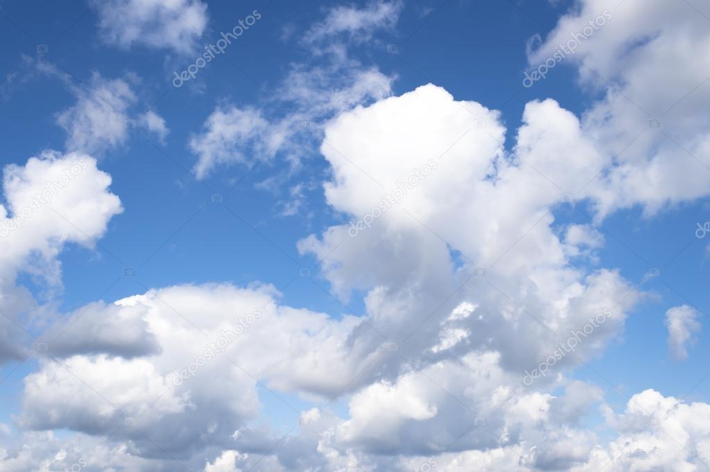 Blue sky with cloud closeup